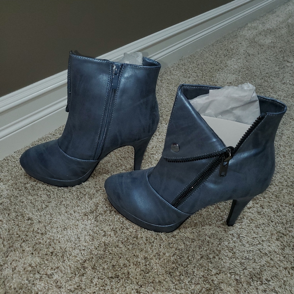2 Lips 💋 Too heeled boot